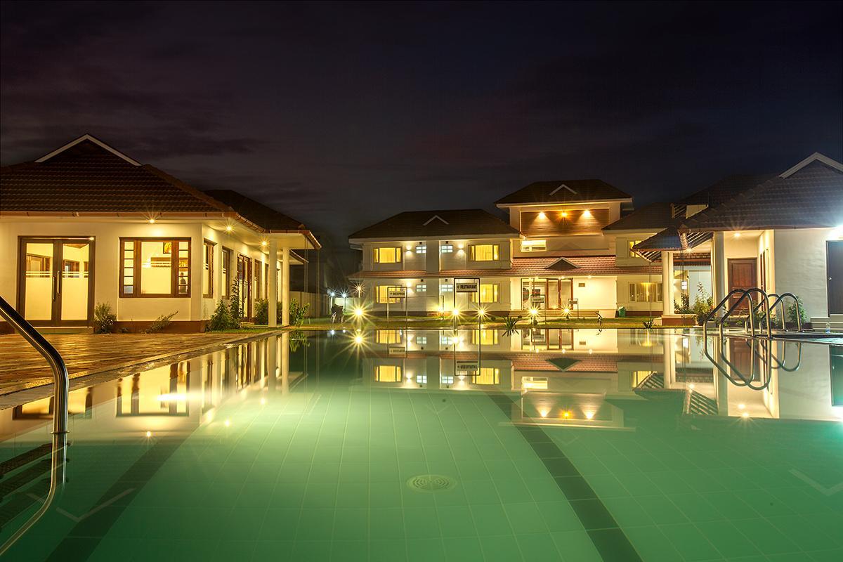Le Coffee Resort Sultan Bathery Exterior foto
